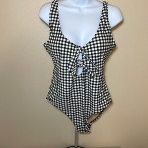 OLD Navy Black Checkered Swim Suit Size Large